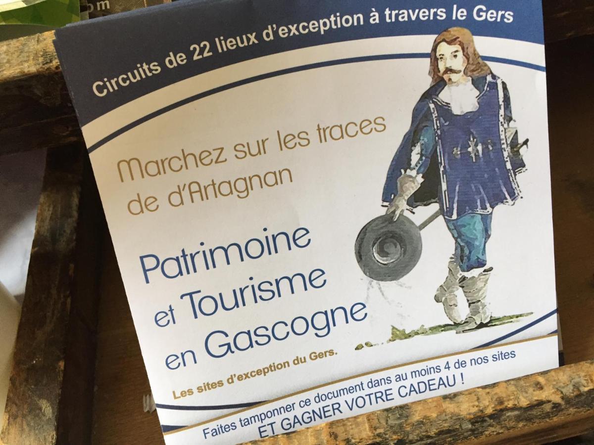 " Venez Dormir Chez Nous " #Condom#Gascogne#D'Artagnan#Armagnac#Le Bonheur Est Dans Le Gers Экстерьер фото